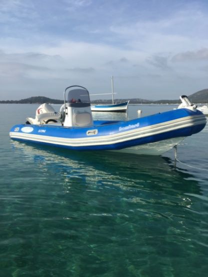 Location Semi-rigide Bombard Explorer 550 Zonza