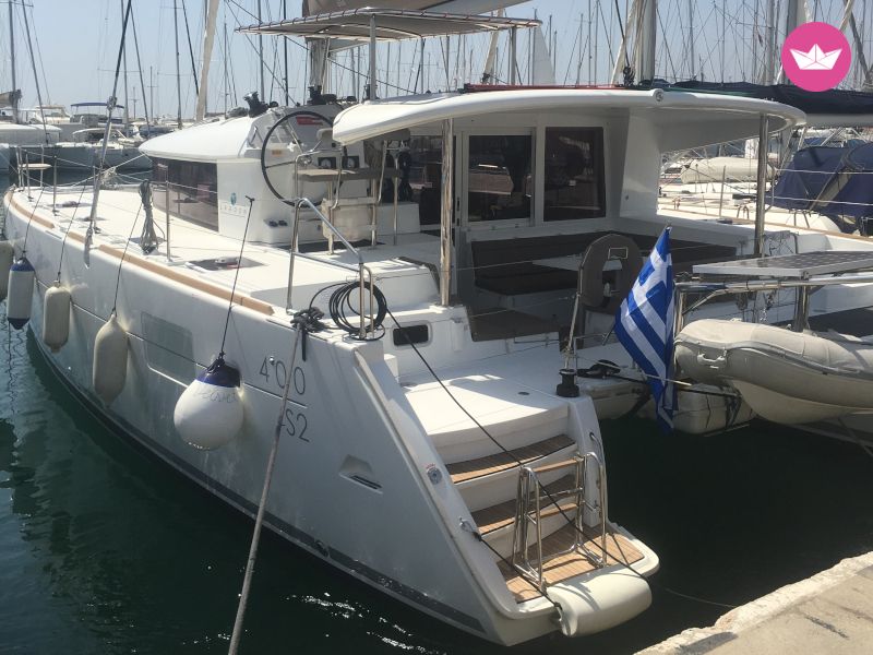 Lagoon 400 in Athens for hire
