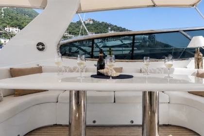Miete Motoryacht Cantieri Navali Rizzardi Rizzardi 63 Top Line Cannigione