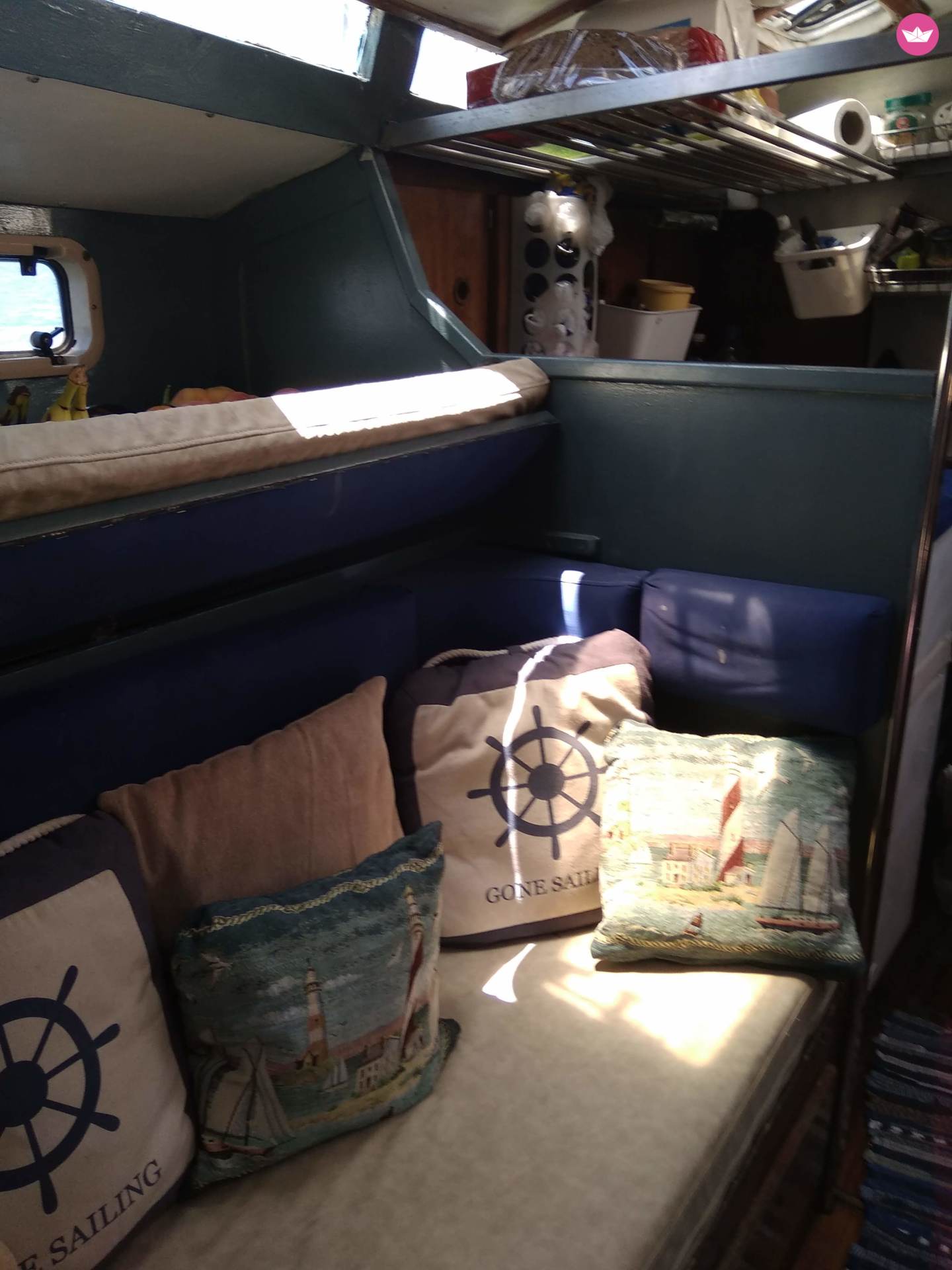 Sailboat Jeaneau 1989  