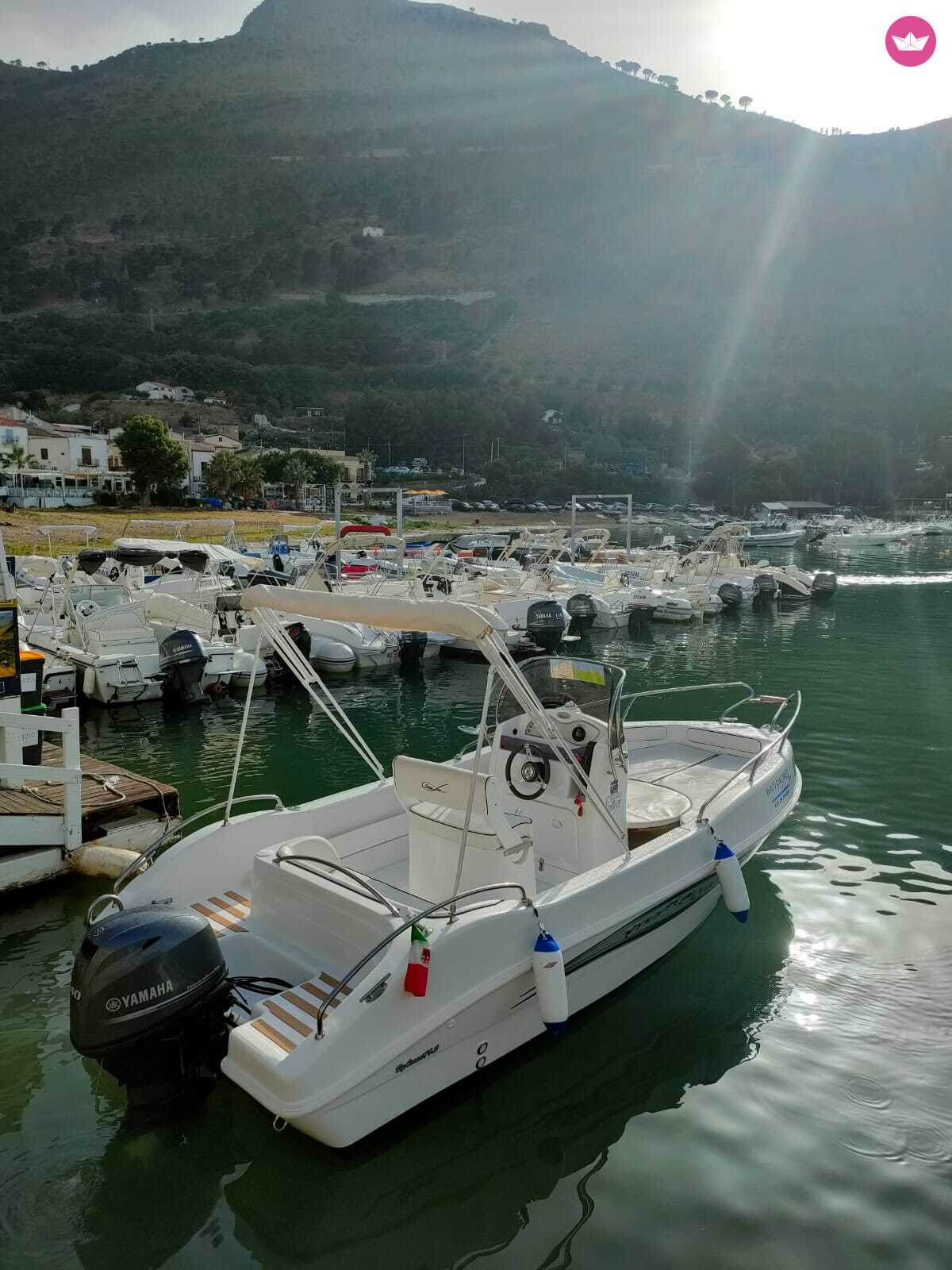 Bateau sans permis ASCARI PRESTIGE 19 OPEN 40cv 4