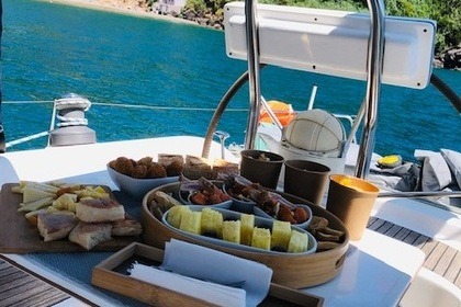 Sailing Tour 8 (hours)