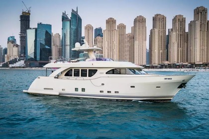 Charter Motor yacht Classico Yacht Dubai
