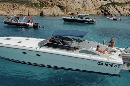 Charter Motorboat CRANCHI - PERSHING 45 La Spezia