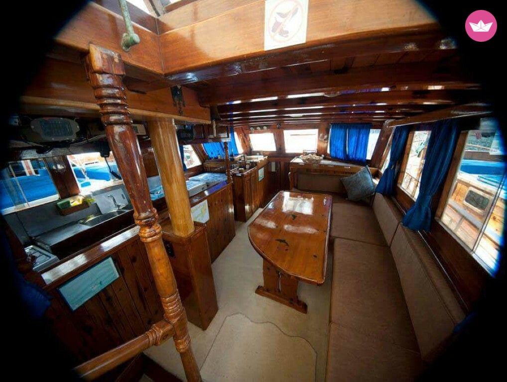 Goélette Up to Date 2003 - 2019 19m 7