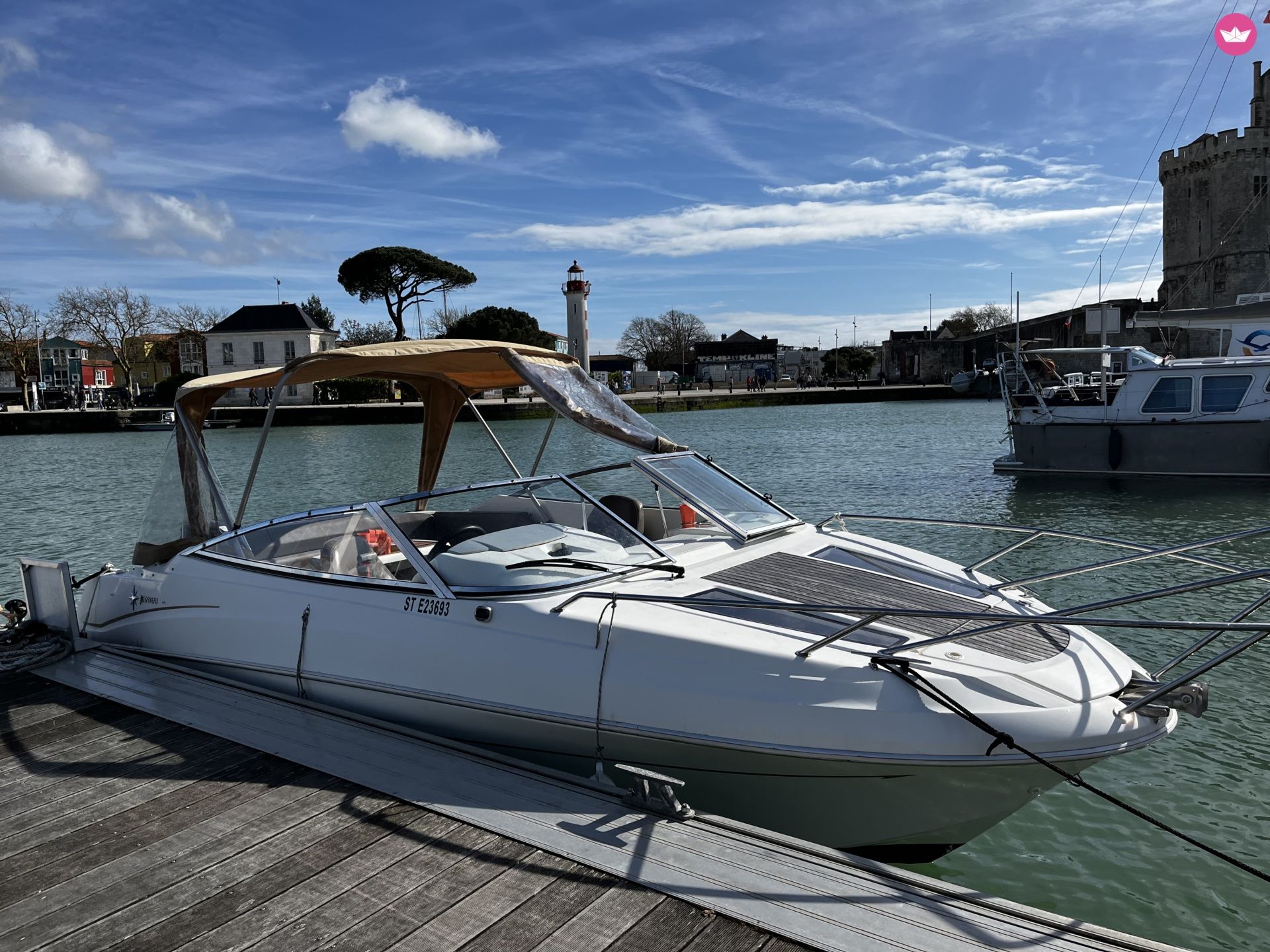 Bateau à moteur Jeanneau CAP Camara 635DC 3