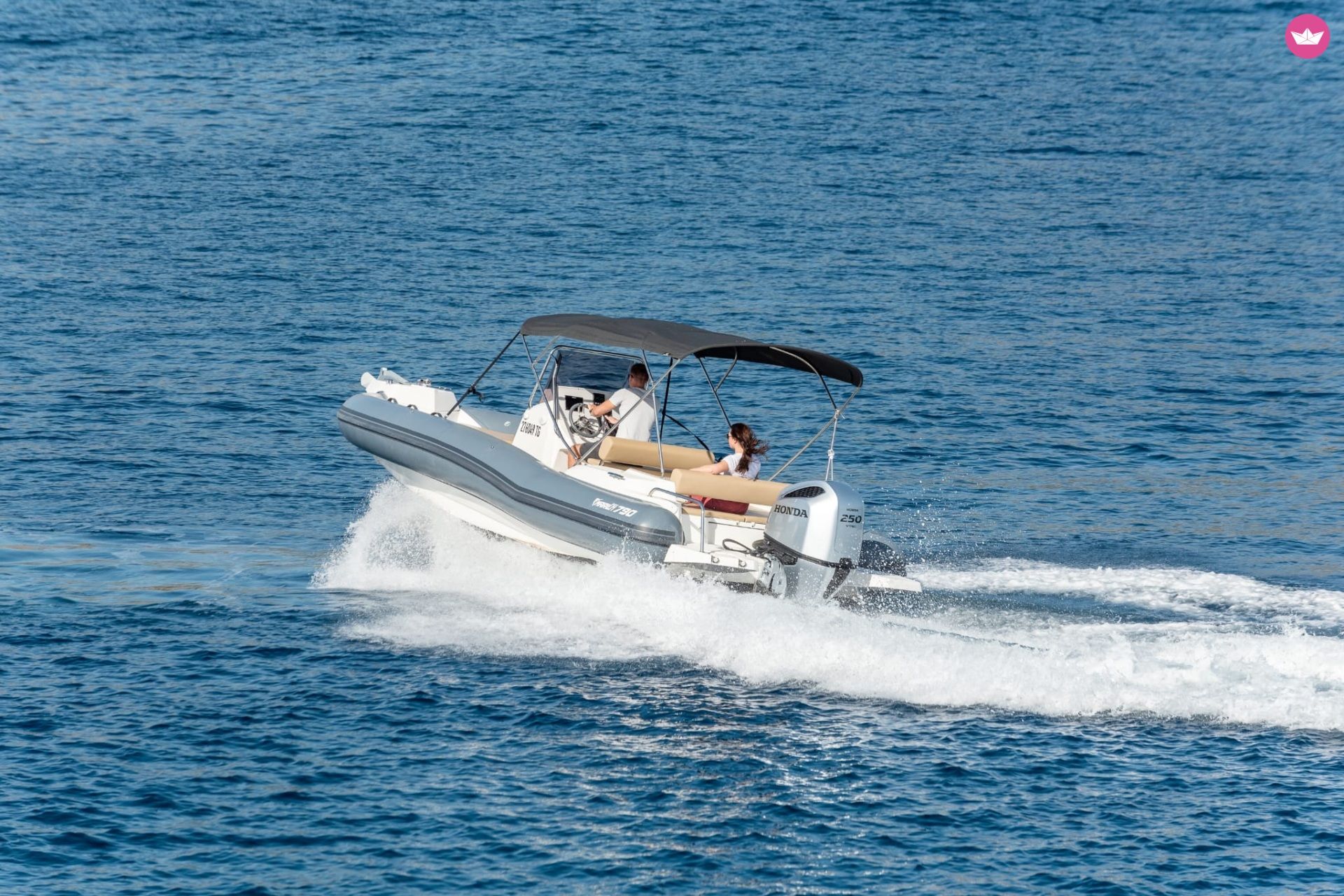 Bateau à moteur Marlin 790 250cv 3