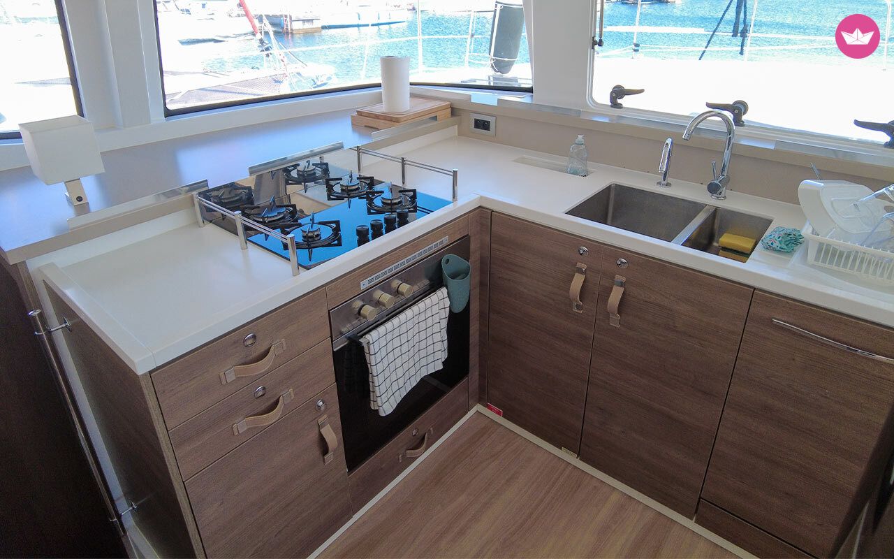 Catamaran 15 BALI 4.4 - (4D/2C/1P)-SE 13m 8