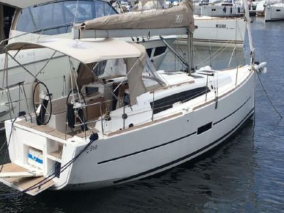 Charter Sailboat Dufour 360 Gl Cagliari