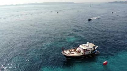 Charter Motorboat Fratelli Aprea Sorrento 36 Palau