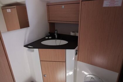 Hyra båt Segelbåt Bavaria Bavaria 51 Cruiser Trogir
