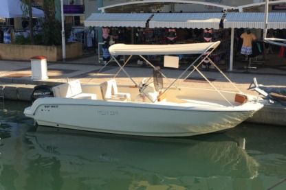 Location Bateau à moteur Invictus 190 Fx Fréjus