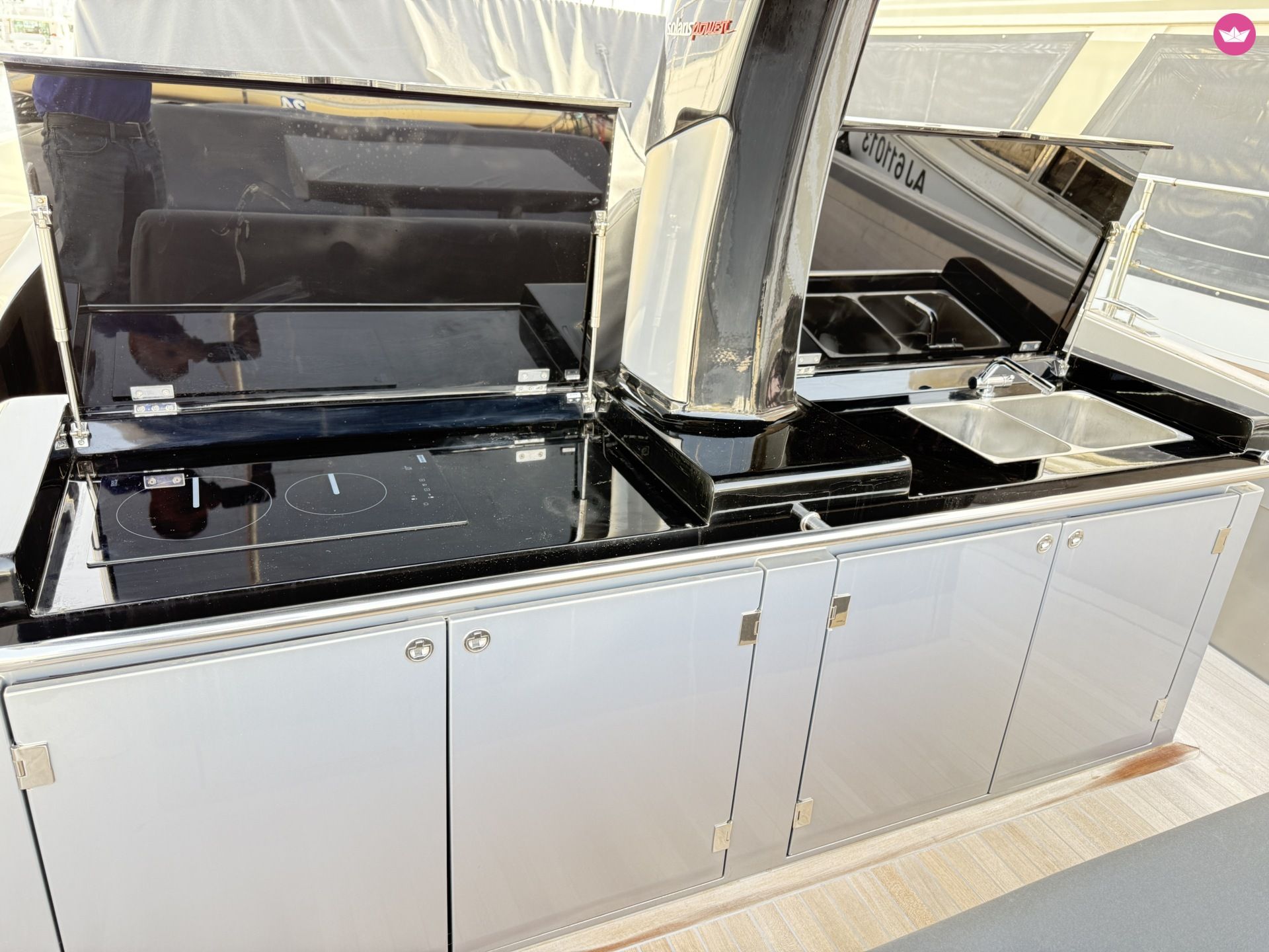 Bateau à moteur Solaris Power 44 Open 960cv 6