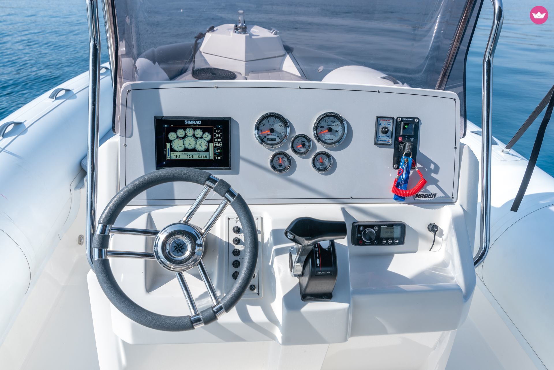 Motorboat Marlin 790 Dynamic for hire