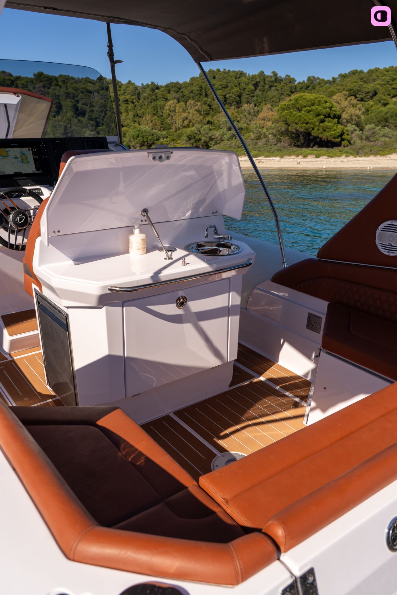 Bateau à moteur ITALBOATS STINGHER28GT 2cv 7