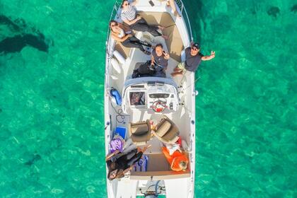 Charter Motorboat Jeanneau Cap Camarat 6.5 Cc Larmor-Plage