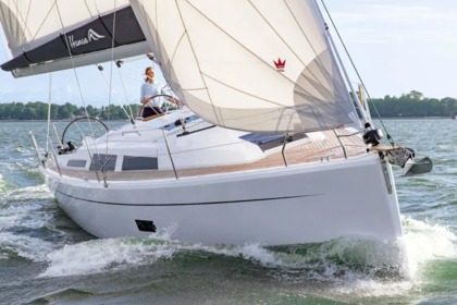 Alquila esta goleta de 3 camarotes para disfrutar