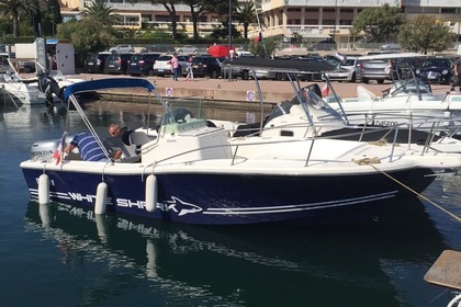 Rental Motorboat KELT WHITE SHARK 225 Sainte-Maxime