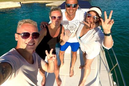 ***ONLY HALF-DAY TOURS***