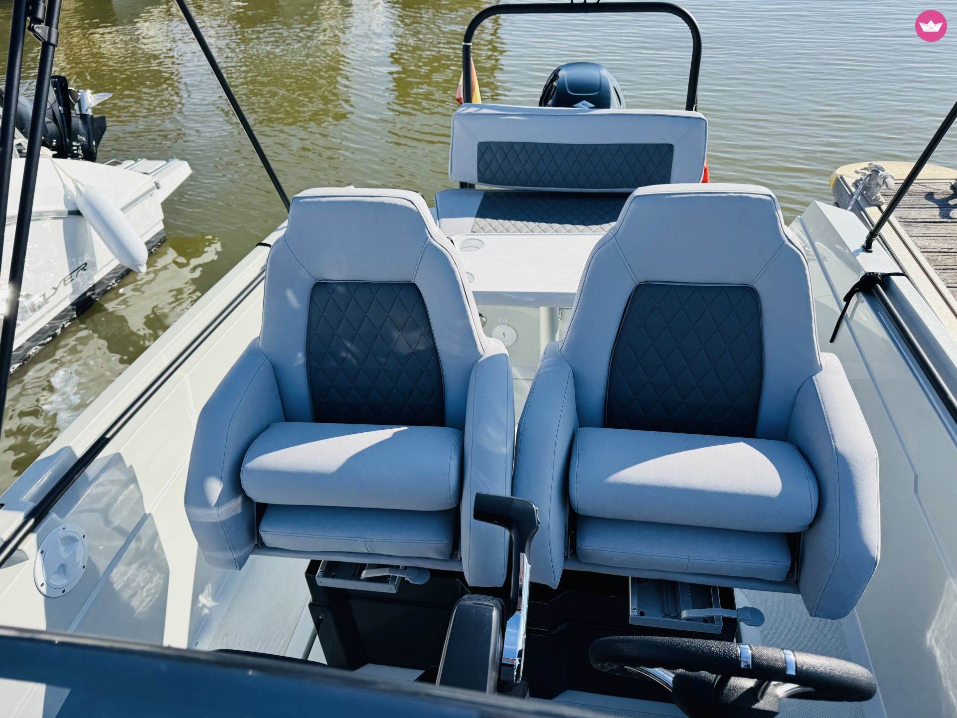 Bateau à moteur PROTAGON protagon 20 115cv 5