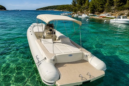 Rental Motorboat Boat Lab RIB 28’ Hvar