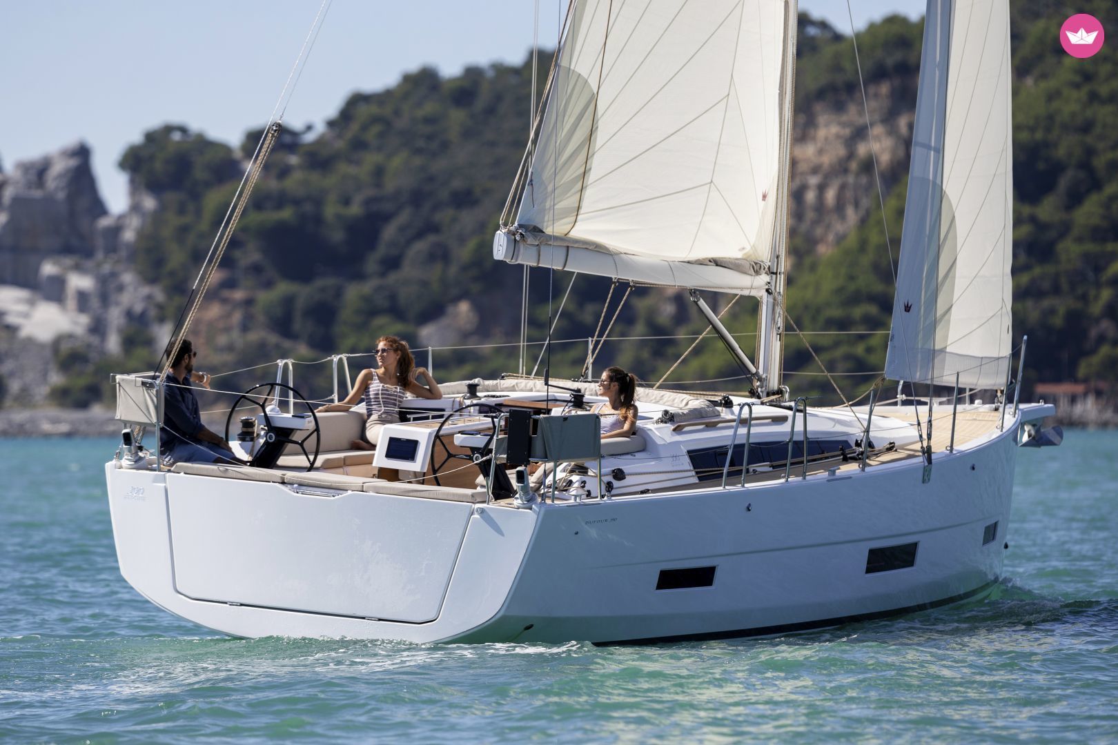 Sailboat Dufour Yachts 390 Grand Large  
