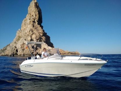 Charter Motorboat Commander 600 Ibiza