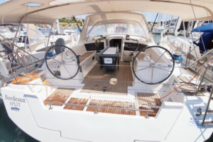 Hire Sailboat Beneteau Beneteau Oceanis 48 Croatia