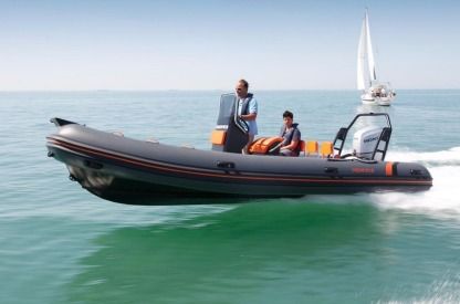 Location Semi-rigide Highfield 590 Calvi