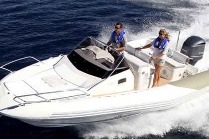 Charter RIB ZODIAC NZO 700 cabin Collioure