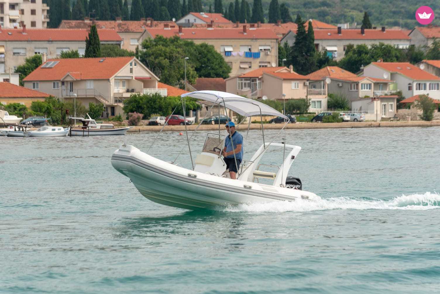 Charter RIB Yachtsport Rib 520 Trogir