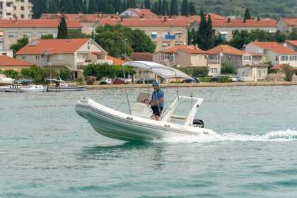 Charter RIB Yachtsport Rib 520 Trogir