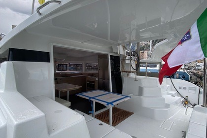 Hyra båt Katamaran Beneteau Lagoon 38 Neapel