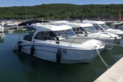 Antares 8 OB in Marina Dunat