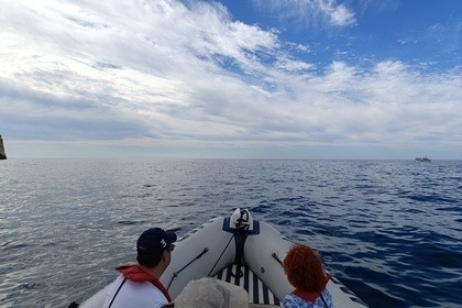 Valiant 750 tours Portimão