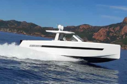 Noleggio Barca a motore Fjord 52 Saint-Tropez