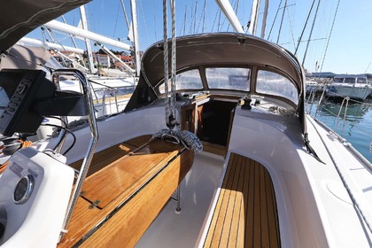 Hyra båt Segelbåt Bavaria Yachtbau Bavaria Cruiser 33 Murter
