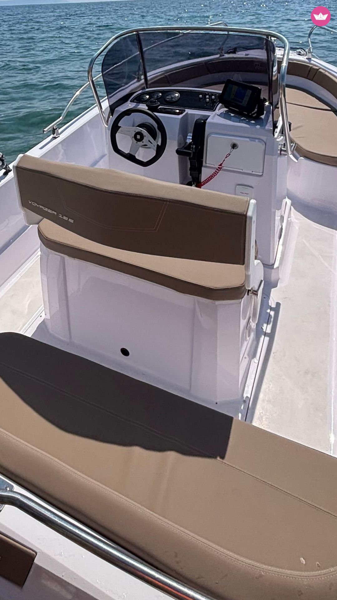 Bateau à moteur Ranieri Voyageur 19 100cv 4