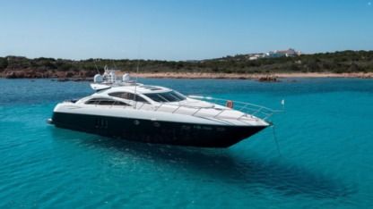 Charter Motorboat Sunseeker Predator 72 Poltu Quatu