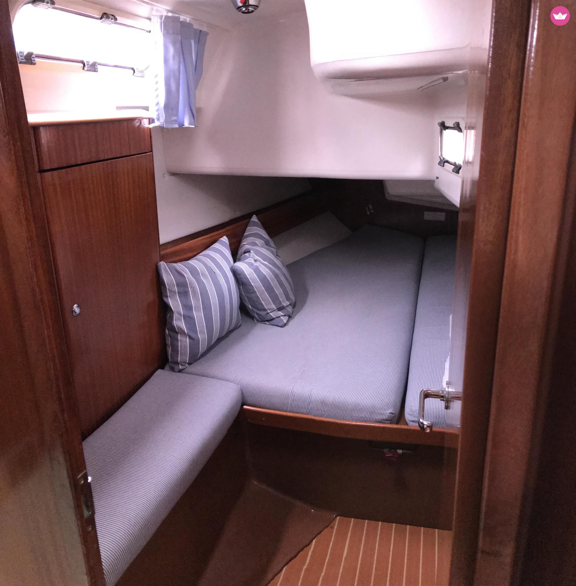 Sailboat 2004 Bavaria 44  