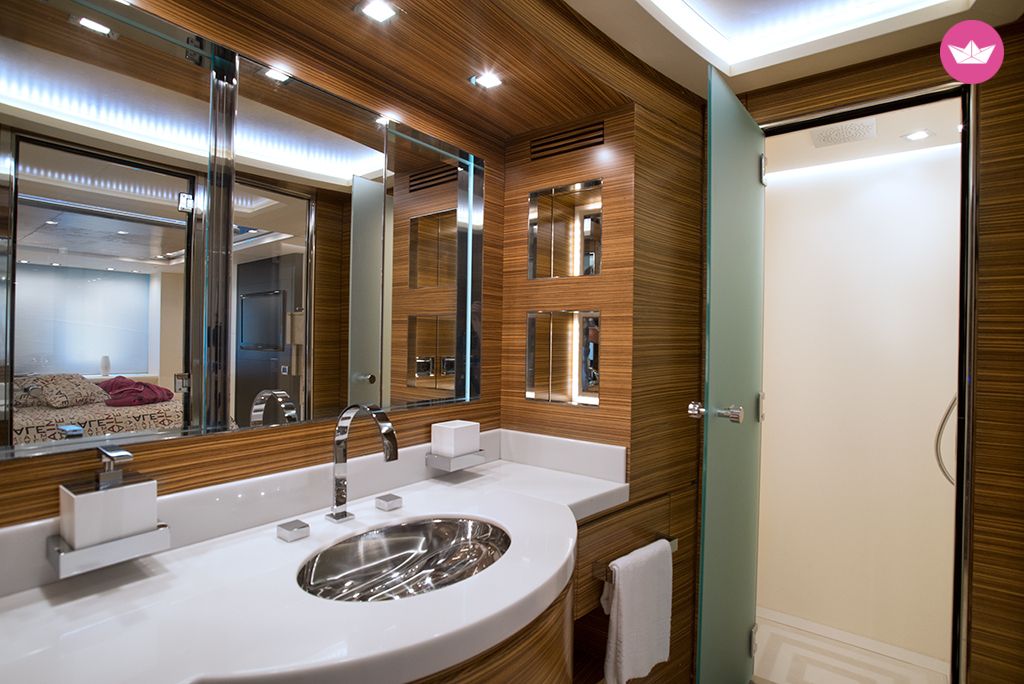 Location bateau à moteur à Bonifacio de particuliers et professionnels