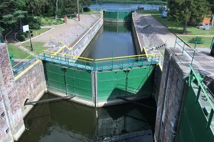 Spacerowy jacht motorowy, houseboat,  na Pętlę Żuławską, Zalew Wiślany i Jeziorak
