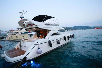 Private Luxury Motoryacht in Istanbul