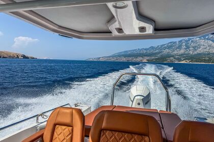 Axopar 28 T-Top mit Kabine. Vollausstattung.