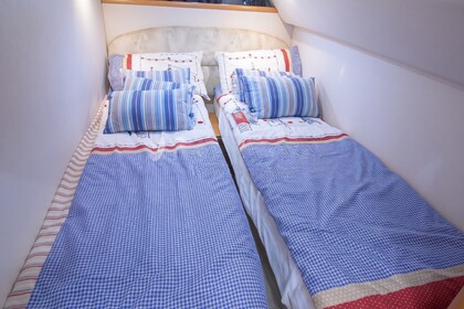 Hire Motorboat Fairline Targa 39 Mallorca