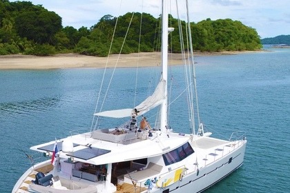 Rental Catamaran Sunreef 62 San Blas Islands