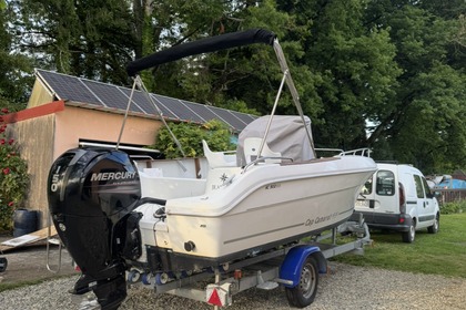 Charter Motorboat Jeanneau Cap Camarat 615 Capbreton