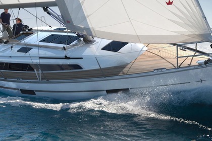 Passe férias inesquecíveis com este veleiro Crui