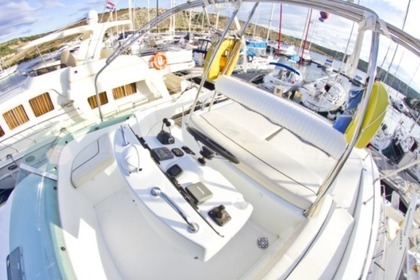 Hyra båt Katamaran LAGOON Lagoon Powercat 43 Primošten