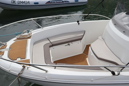 Miete Motorboot Jeanneau Cap Camarat 6.5 Cc Sète